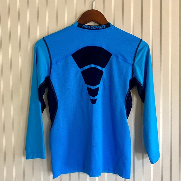NIKE Pro Combat Boy's DriFit Athletic Shirt, size M - Picture 2 of 6